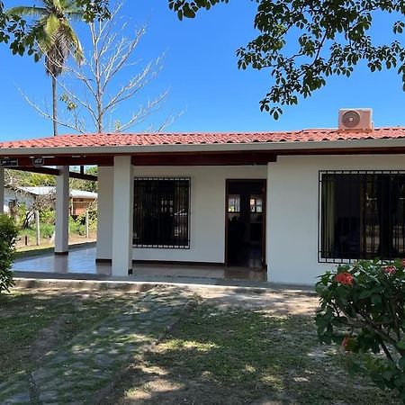 Casa Con Amplios Jardines Villa Paquera Kültér fotó